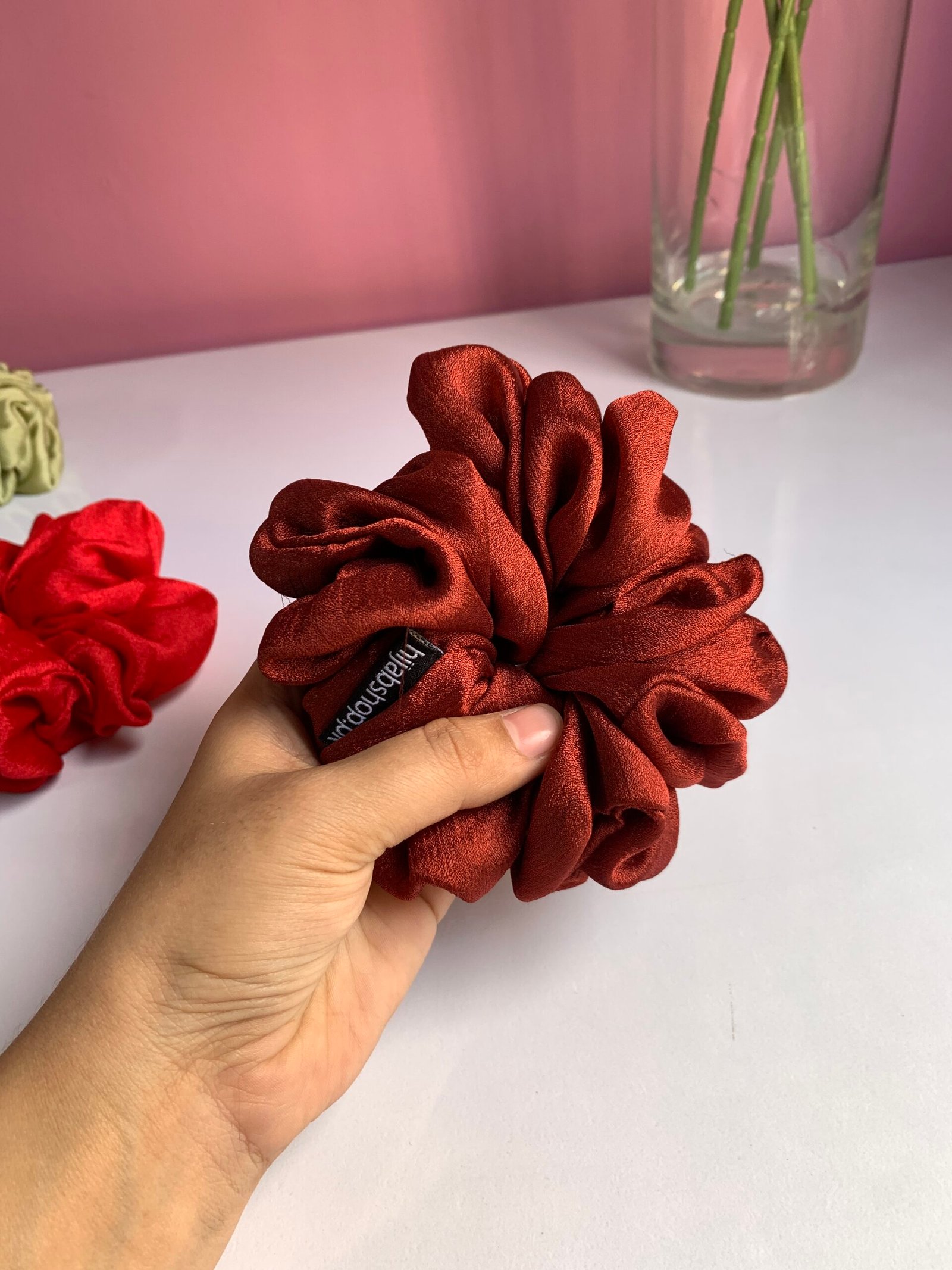 Silk Scrunchy - Musk